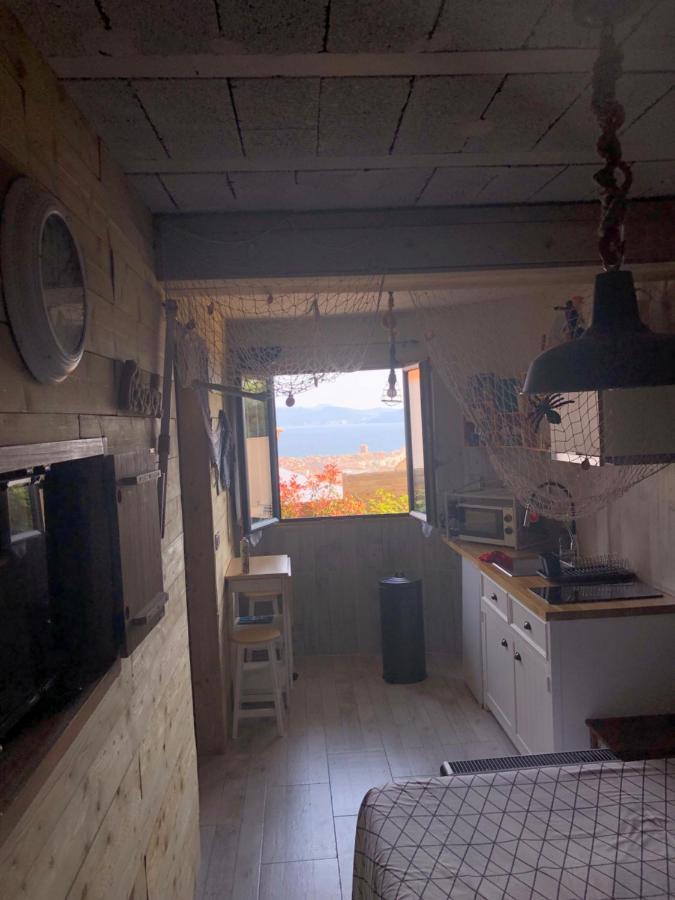 Appartement studio pirate climatisé, avec terrasse à La Ciotat Extérieur photo